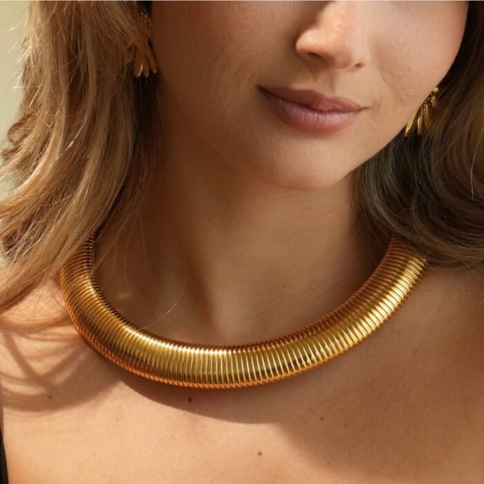 Κολιέ τύπου κολάρο Cleopatra